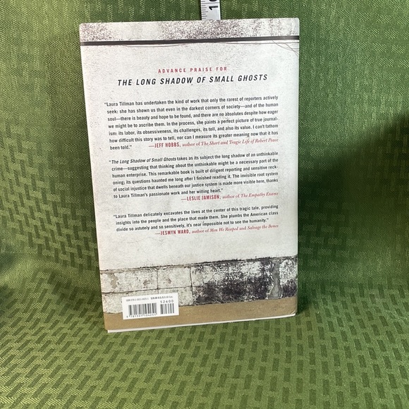 The Long Shadow of Small Ghosts Laura Tillman Hardback book - Picture 3 of 7